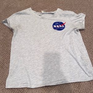 gray nasa graphic tee
